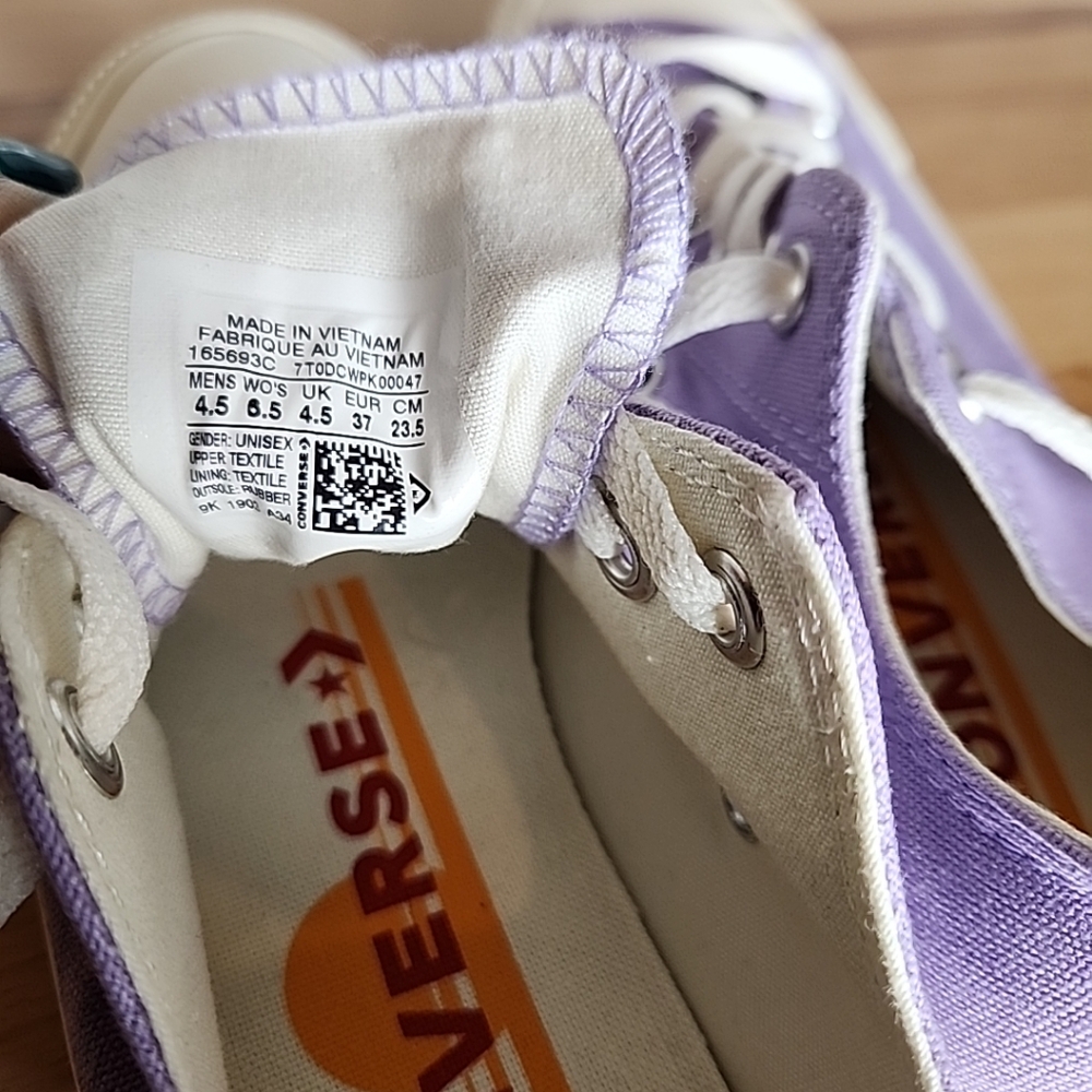 Converse Chuck Taylor All Star Low Lavender 165693C Canvas Sneakers Women 6.5 - Picture 8 of 9
